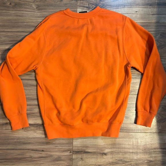 Bright orange - Picture 3 of 3